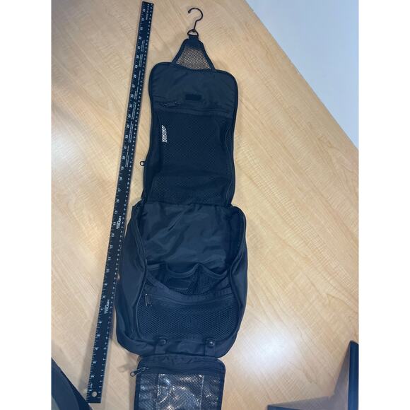 LL‎ Bean Personal Organizer Toiletry Bag, Large In Black - Picture 6 of 7